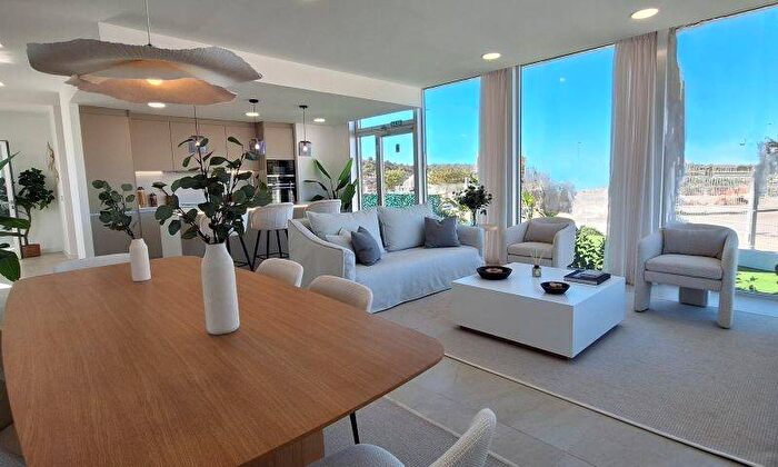 Piso en venta de 3 habitaciones en Comunitat Valenciana, Alicante