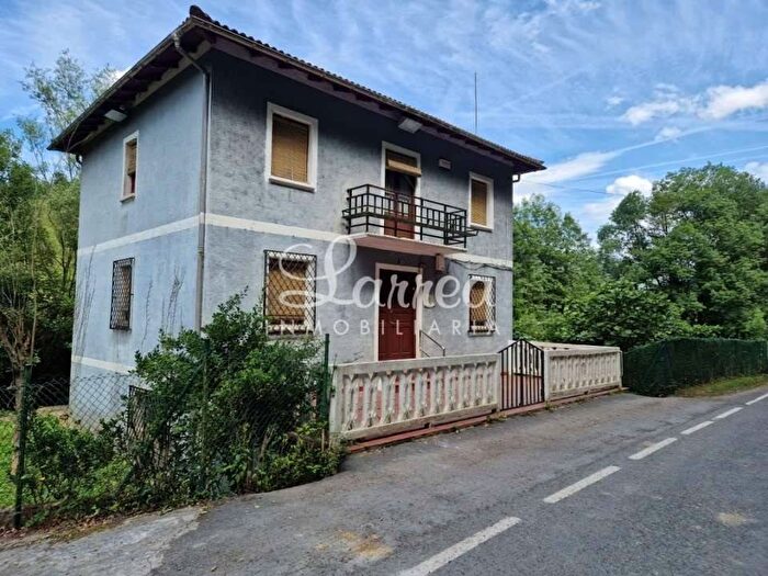 Casas en venta y pisos alquiler - 2