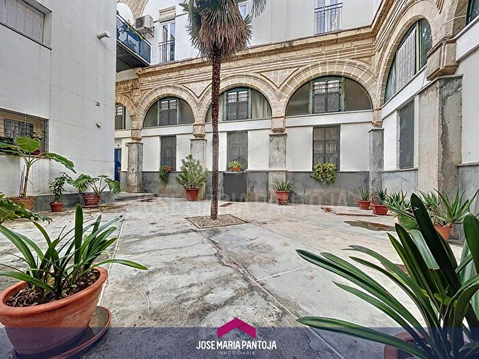 Andalucía, Cádiz: Piso en venta de 2 habitaciones