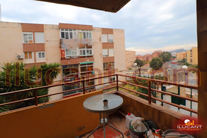Piso en venta de 4 habitaciones en Norte, Juan XXIII