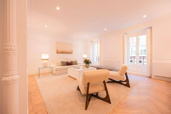Piso en venta de 3 habitaciones: Barrio de Salamanca, Castellana