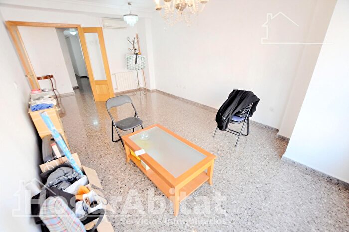 Piso en venta de 3 habitaciones, Ausias March, Alboraya