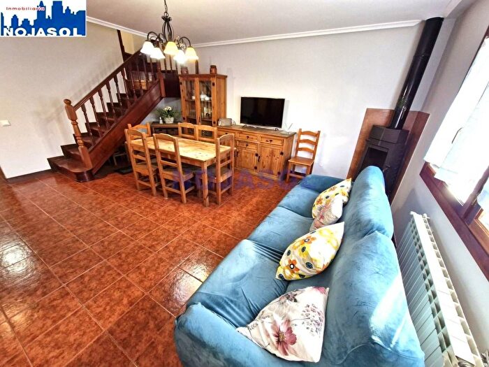 Casas en venta y pisos alquiler - 2