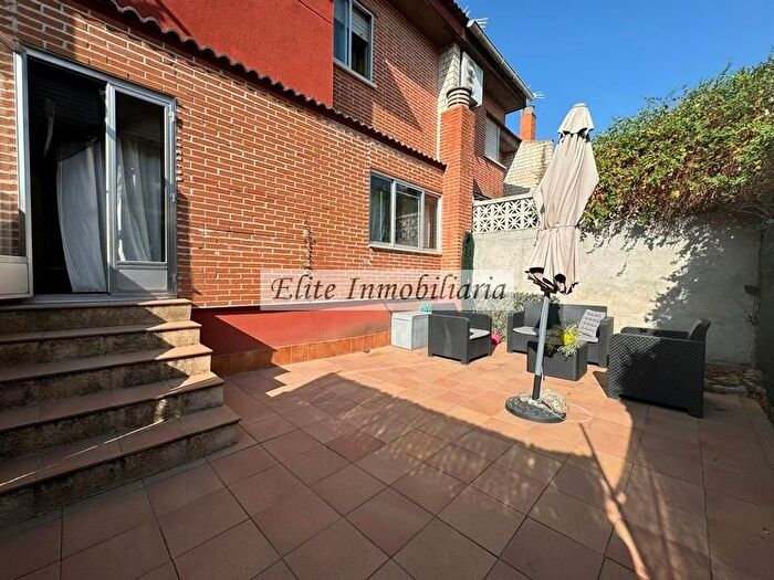 Perales del Río, Getafe: Casa en venta de 5 habitaciones