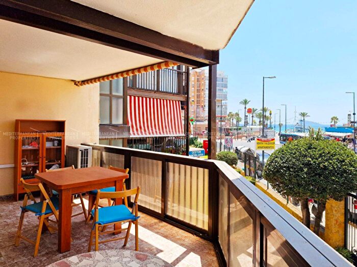 Piso en venta de 4 habitaciones en Comunitat Valenciana, Alicante