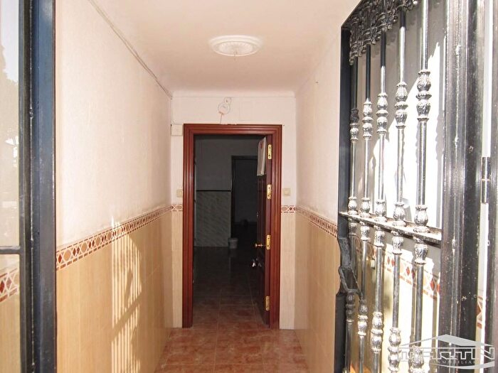 Casa en venta de 6 habitaciones, Encinas Reales, Córdoba