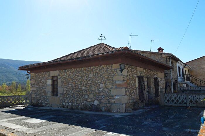 Casa en venta en Merindad de CuestaUrria, Burgos