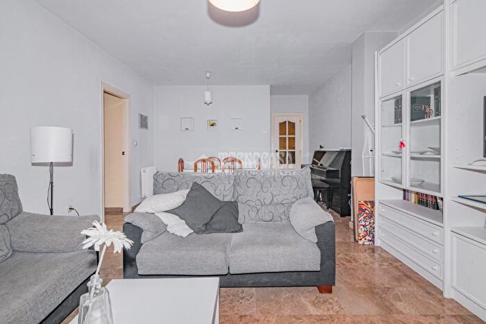 Piso de 3 habitaciones en venta en Ronda, Fígares