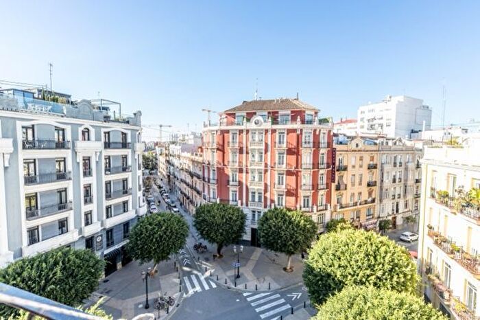 Piso de 3 habitaciones en venta en LEixample, Russafa