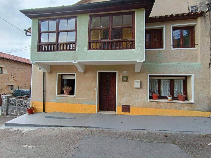 Casa en venta de 3 habitaciones, Cantabria, Cantabria