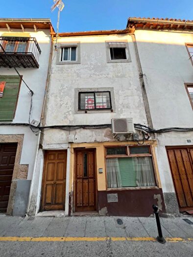 Extremadura, Cáceres: Piso en venta de 3 habitaciones