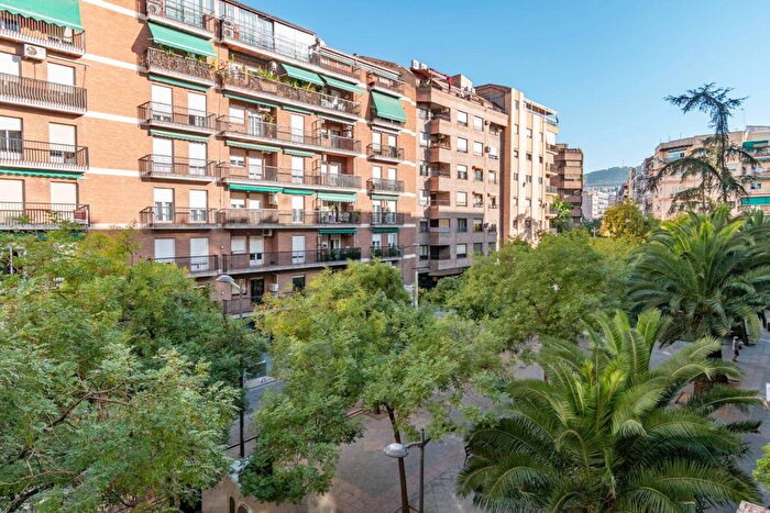 Piso en venta de 4 habitaciones en Andalucía, Granada