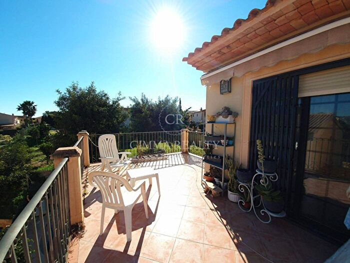 Casa en venta de 5 habitaciones en Comunitat Valenciana, Alicante