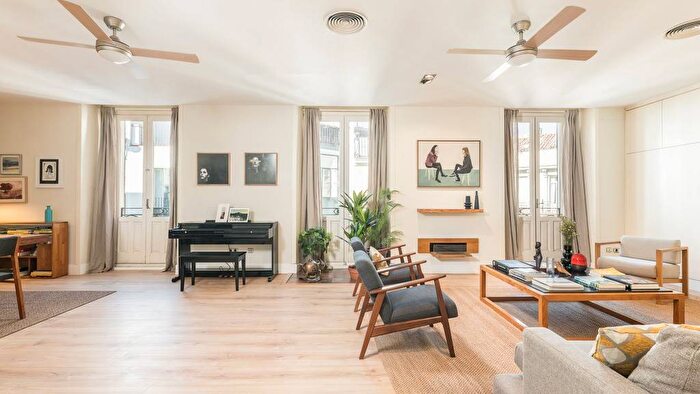 Piso de 2 habitaciones en venta en Comunidad de Madrid, Madrid