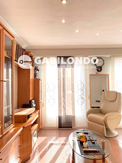 Casas en venta y pisos alquiler - 2