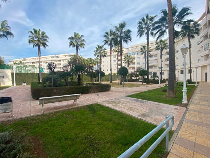 Piso en venta de 3 habitaciones en Caballero Bonald San José Obrero Guadalcacín, Jerez de la Frontera
