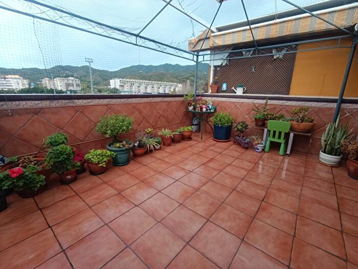 Ciudad Jardín, Alegría de la Huerta Jardín de Málaga: Piso en venta de 3 habitaciones