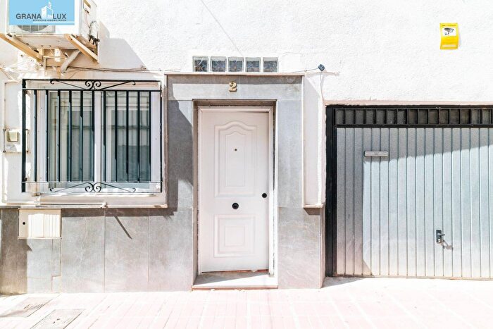 Casa en venta de 3 habitaciones: Andalucía, Granada