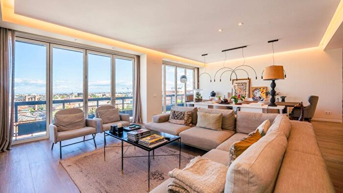 Piso en venta de 4 habitaciones en Comunidad de Madrid, Madrid