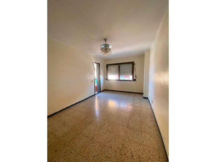 Salut Lloreda, Sistrells: Piso en venta de 3 habitaciones