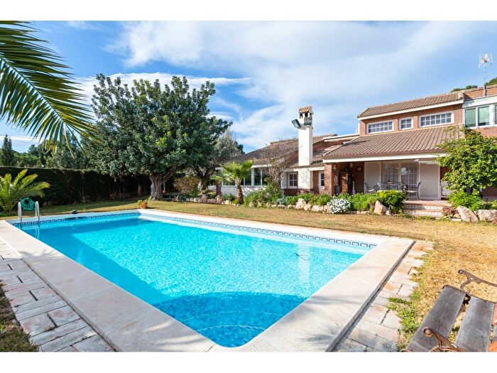 Casa en venta de 4 habitaciones: Comunitat Valenciana, València