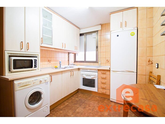 Casas en venta y pisos alquiler - 2