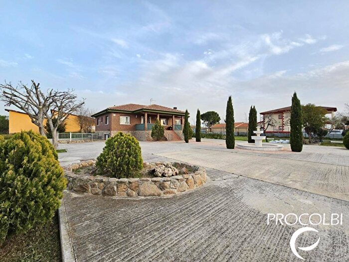 Casa de 4 habitaciones en venta en Comunidad de Madrid, Madrid