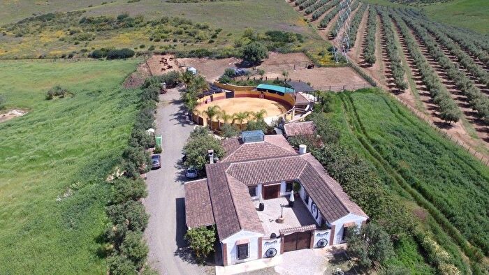 Casa en venta de 4 habitaciones: Álora, Málaga
