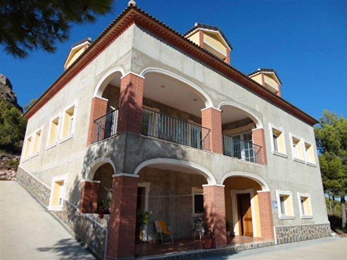 Casa de 7 habitaciones en venta en Comunitat Valenciana, Alicante