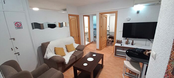 Piso en venta de 2 habitaciones en Bailén Miraflores, Los Castillejos La Trinidad