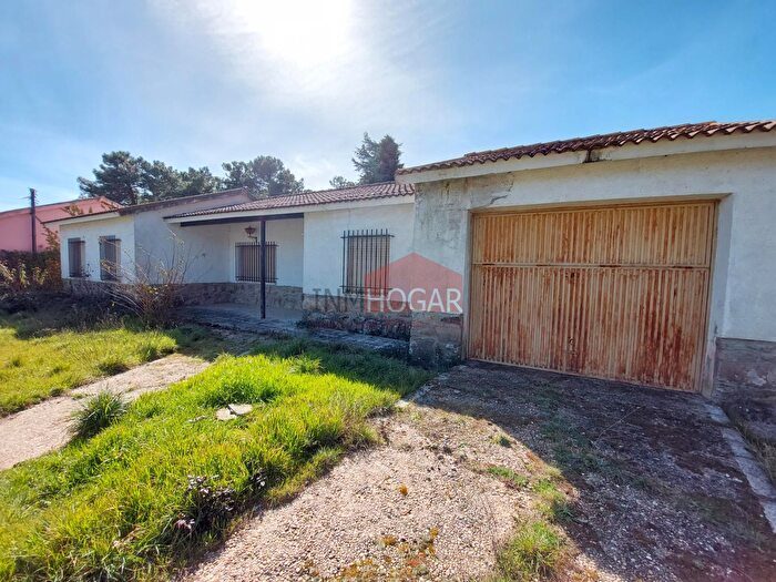 Casa en venta de 3 habitaciones, Sanchidrián, Ávila