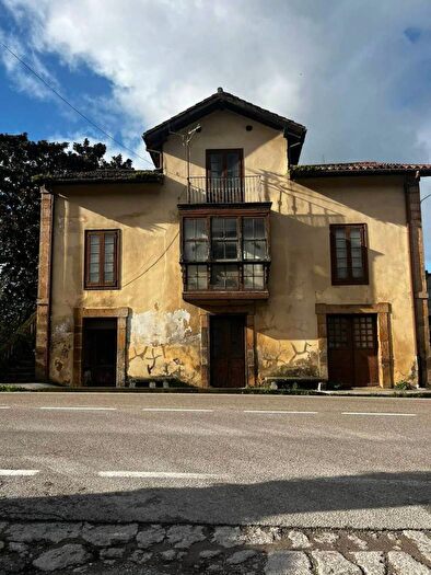 Casa en venta de 6 habitaciones en Cantabria, Cantabria