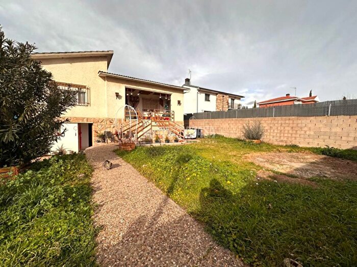 Casa en venta de 8 habitaciones en Camarma de Esteruelas, Madrid