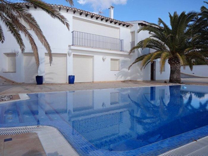 Casa en venta de 4 habitaciones: Comunitat Valenciana, Alicante