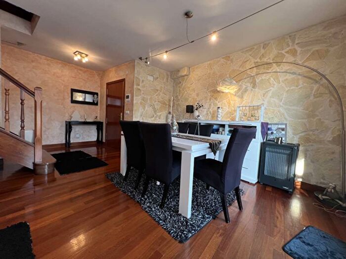 Casas en venta y pisos alquiler - 2