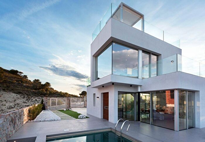 Casa de 5 habitaciones en venta en Comunitat Valenciana, Alicante