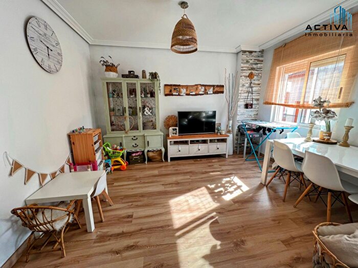 Piso en venta de 3 habitaciones: Cigales, Valladolid