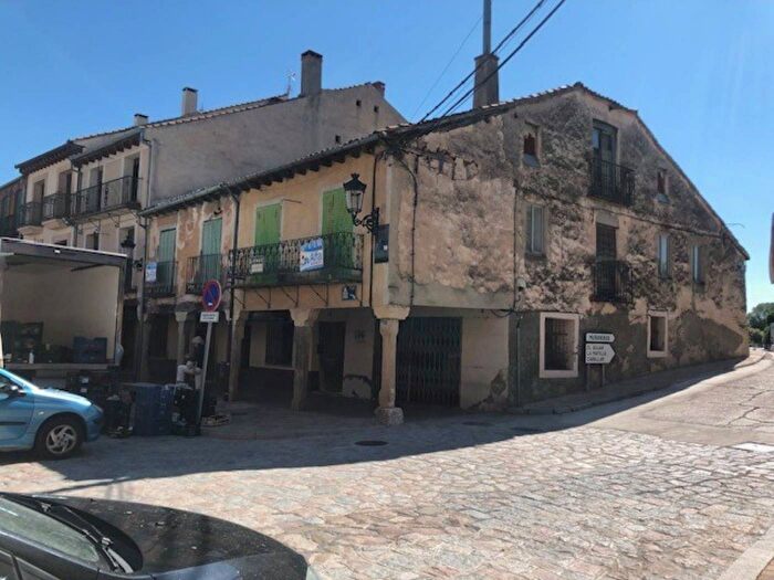 Casa de 4 habitaciones en venta en Castilla y León, Segovia