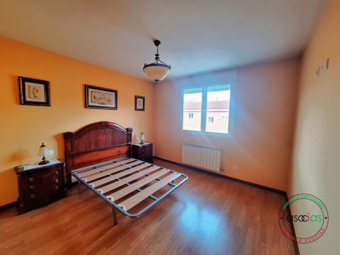 Casas en venta y pisos alquiler - 2