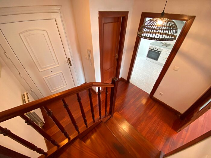 Casas en venta y pisos alquiler - 2