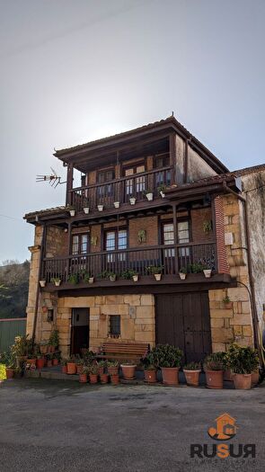 Casa en venta de 3 habitaciones, Puente Viesgo, Cantabria