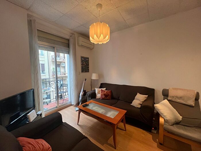 Piso de 3 habitaciones en venta en LEixample, Gran Via
