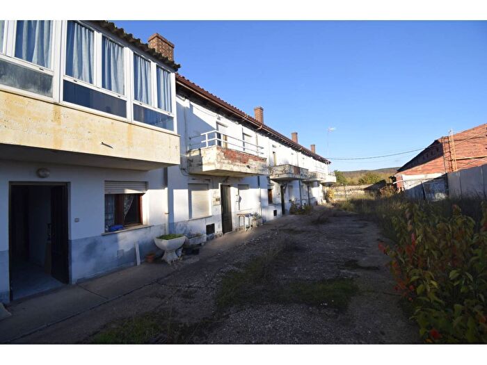 Casas en venta y pisos alquiler - 2