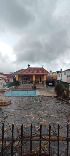 Pioz, Guadalajara: Casa en venta de 3 habitaciones