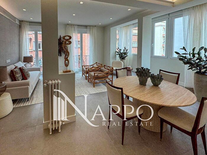 Piso en venta de 2 habitaciones, Comunidad de Madrid, Madrid