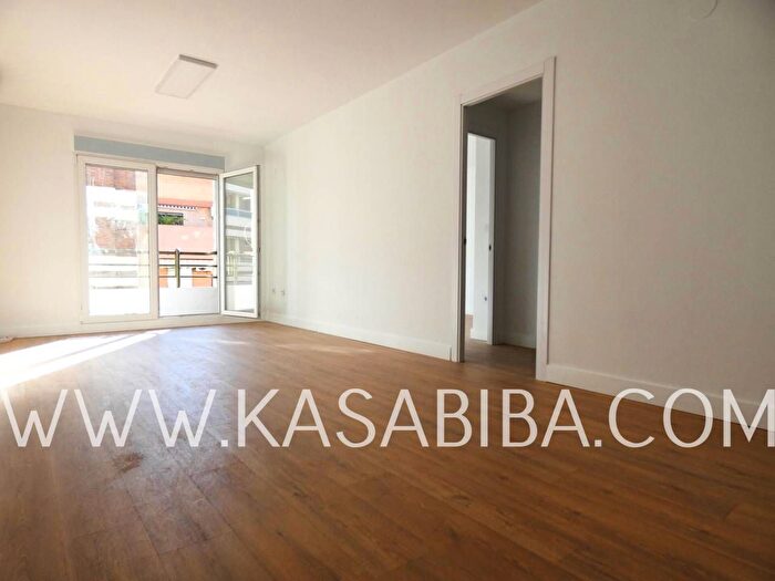 Piso de 3 habitaciones en venta en Centro Ciudad, Paterna