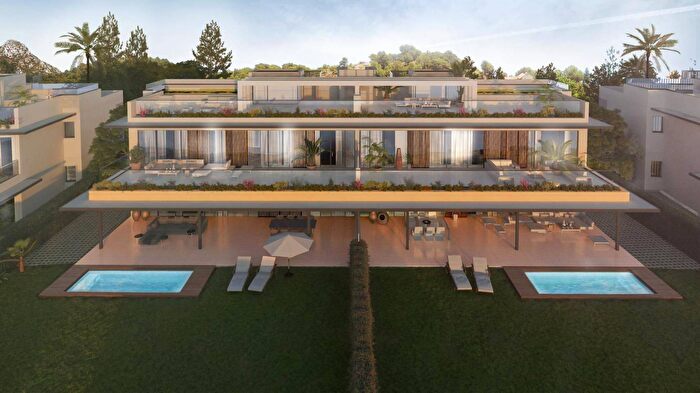 Casa en venta de 4 habitaciones: Andalucía, Málaga