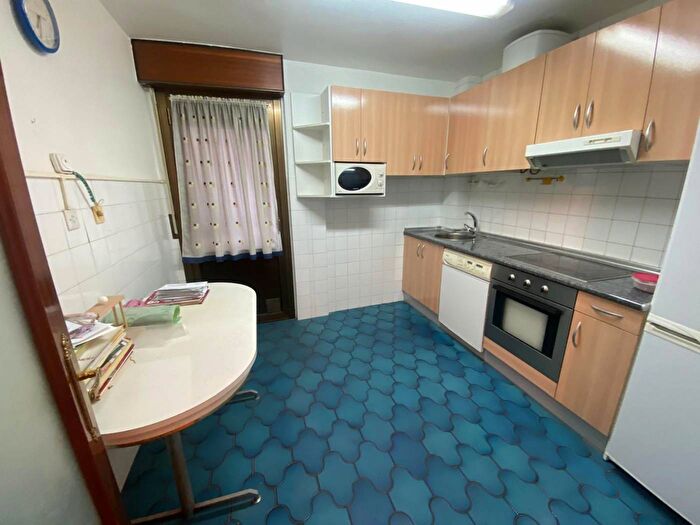 Piso de 2 habitaciones en venta en País Vasco, Vizcaya Bizkaia