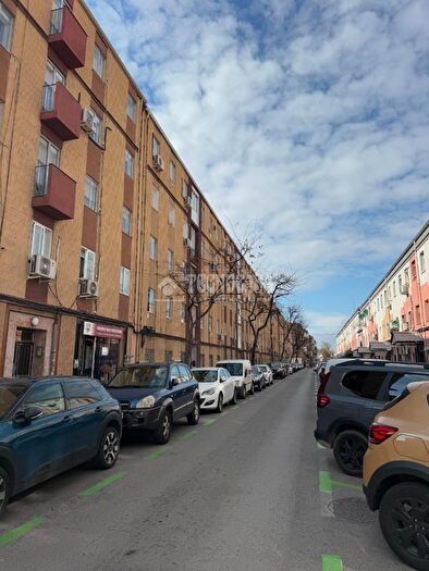 Piso en venta de 3 habitaciones, Usera, Moscardó