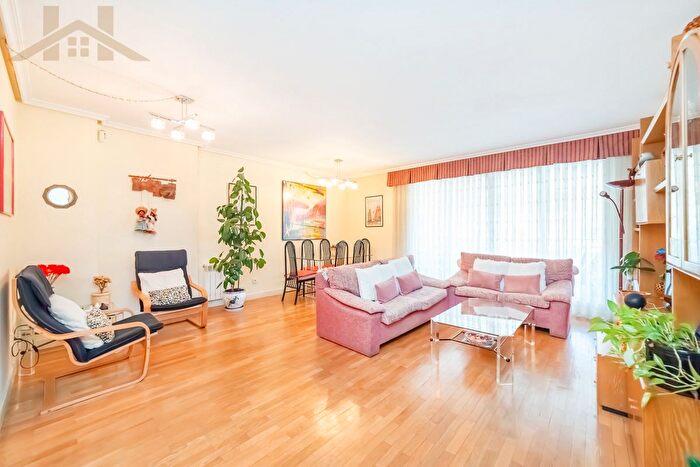 Piso en venta de 4 habitaciones en Somosaguas, Pozuelo de Alarcón